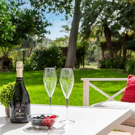 Preciosa Casa En Aloha Golf Marbella