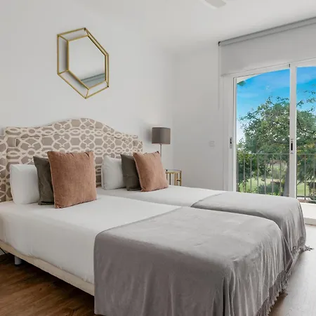 Preciosa Casa En Aloha Golf Holiday home