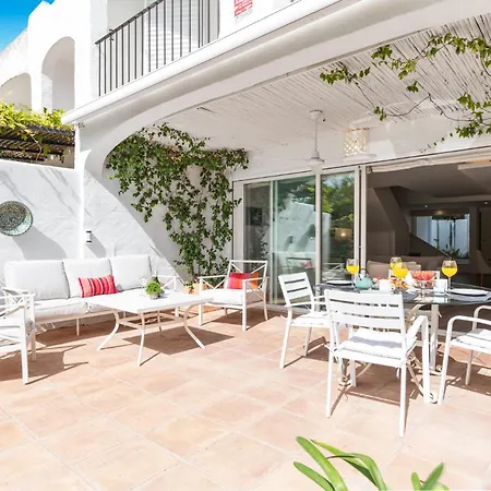 Preciosa Casa En Aloha Golf Holiday home *
