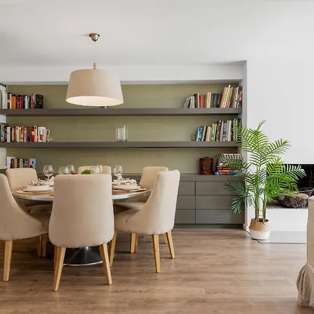 Preciosa Casa En Aloha Golf Holiday home