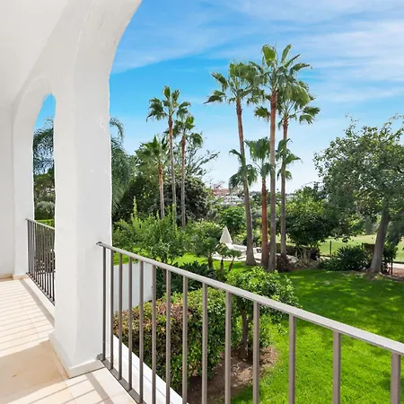 Preciosa Casa En Aloha Golf Holiday home